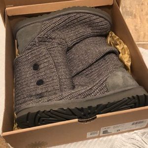 Almost brand new ugg boots